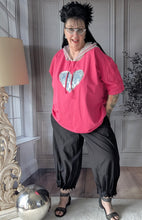 Lade das Bild in den Galerie-Viewer, SALE CNG Tunika mit Applikation und Kapuze