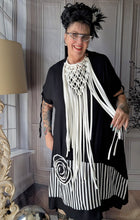 Lade das Bild in den Galerie-Viewer, CNG Makramee Stoffkette geknüpft in Weiss