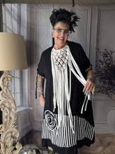 Lade das Bild in den Galerie-Viewer, CNG Makramee Stoffkette geknüpft in Weiss