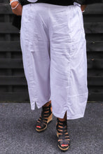 Load image into Gallery viewer, Bengalin Culotte Hose von Mädchenglück in 3 Farben