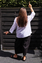 Load image into Gallery viewer, Kurzjacke aus Bengalin bis Größe 56 in 3 Farben