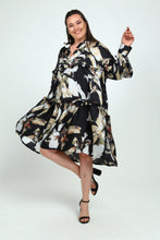 Load image into Gallery viewer, Seidenkleid leicht und luftig in aktuellen Frühlingsfarben von unserem beliebten Label Mädchenglück 6005 bis Größe 62