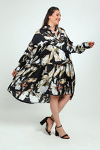 Load image into Gallery viewer, Seidenkleid leicht und luftig in aktuellen Frühlingsfarben von unserem beliebten Label Mädchenglück 6005 bis Größe 62