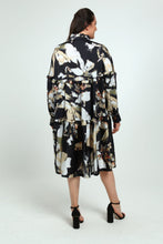 Load image into Gallery viewer, Seidenkleid leicht und luftig in aktuellen Frühlingsfarben von unserem beliebten Label Mädchenglück 6005 bis Größe 62