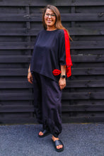 Load image into Gallery viewer, Tunika von CN-G bis Größe 62/64 mit Rosenmuster