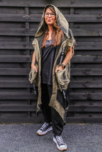 Load image into Gallery viewer, Ausgefallene Weste aus Jeans mit Netzeinsätzen in Khaki/Schwarz