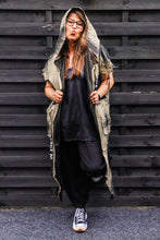 Lade das Bild in den Galerie-Viewer, Redesign Ausgefallene Weste aus Jeans mit Netzeinsätzen in Khaki/Schwarz