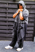 Load image into Gallery viewer, Jacke Überwurf mit Druckknopfverschluss bis Größe 60