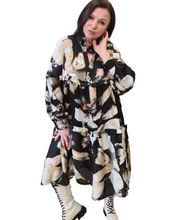 Load image into Gallery viewer, Seidenkleid leicht und luftig in aktuellen Frühlingsfarben von unserem beliebten Label Mädchenglück 6005 bis Größe 62