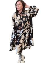 Load image into Gallery viewer, Seidenkleid leicht und luftig in aktuellen Frühlingsfarben von unserem beliebten Label Mädchenglück 6005 bis Größe 62