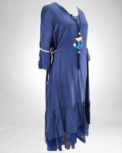 Load image into Gallery viewer, Kleid von Mädchenglück mit angenähtem Tüllabschluss in 3 Farben und Größen bis Gr 60