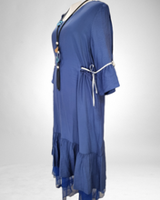 Load image into Gallery viewer, Kleid von Mädchenglück mit angenähtem Tüllabschluss in 3 Farben und Größen bis Gr 60