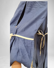 Load image into Gallery viewer, Kleid von Mädchenglück mit angenähtem Tüllabschluss in 3 Farben und Größen bis Gr 60