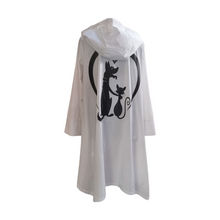 Load image into Gallery viewer, Mädchenglück Hund und Katze Regenmantel in 2 Farben Weiss und Schwarz