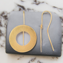 Lade das Bild in den Galerie-Viewer, Ohrringe Silber oder Gold Saturn