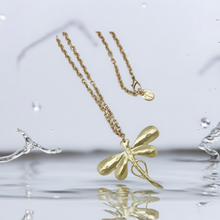 Lade das Bild in den Galerie-Viewer, Libellen Kette in Silber und Gold