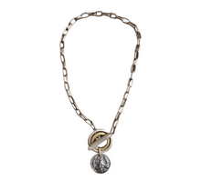 Lade das Bild in den Galerie-Viewer, Mix Kette mit Barrenverschluss und Münze