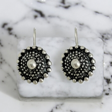 Lade das Bild in den Galerie-Viewer, Charro Ohrring aus plattiertem Silber