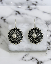 Lade das Bild in den Galerie-Viewer, Charro Ohrring aus plattiertem Silber