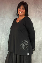 Lade das Bild in den Galerie-Viewer, Mädchenglück exklusive Tunika mit Applikationen bis Gr 64