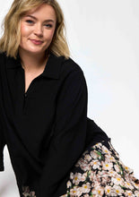 Lade das Bild in den Galerie-Viewer, Longtunika Kleid in angesagtem floralem Design Größe 40 bis 60