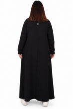 Load image into Gallery viewer, Langes Maxikleid mit Nieten-Einsätzen & Streifen-Details – Maxlive