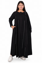 Load image into Gallery viewer, Langes Maxikleid mit Nieten-Einsätzen & Streifen-Details – Maxlive