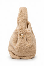 Load image into Gallery viewer, Kuschelige Teddy-Handtasche mit Schulterriemen in 2 Farben