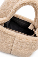 Load image into Gallery viewer, Kuschelige Teddy-Handtasche mit Schulterriemen in 2 Farben