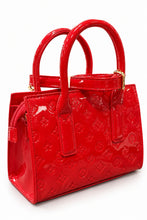Load image into Gallery viewer, Elegante Lack-Handtasche Stella mit Schulterriemen und Prägung in 2 Farben