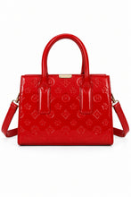 Load image into Gallery viewer, Elegante Lack-Handtasche Stella mit Schulterriemen und Prägung in 2 Farben