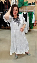 Load image into Gallery viewer, Kleid Crash/ Crinkle Effekt in grau von Mädchenglück