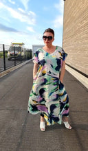 Load image into Gallery viewer, Kleid aus Rayon Viskose 6012 blaugrün in tollen Farben von Mädchenglück bis Größe 60