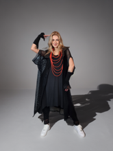 Load image into Gallery viewer, Dreiteiler bestehend aus Netzweste mit Unterkleid & Stulpen