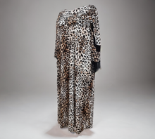 Load image into Gallery viewer, CN-G Slinky Kleid mit Leo Muster in 2 Farbnuancen