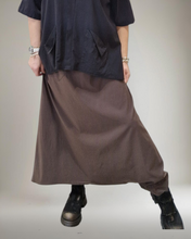 Load image into Gallery viewer, Hosenrock Schoko Größe 38 bis 52/54