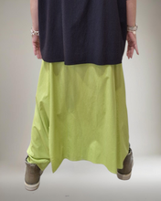 Load image into Gallery viewer, Hosenrock Limoncello Größe 38 bis 52/54