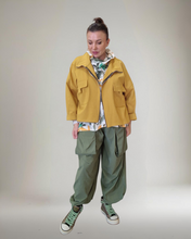 Load image into Gallery viewer, Sweat Kurzjacke in Curry Größe 40 bis 52/54