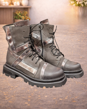 Lade das Bild in den Galerie-Viewer, Papucei Stiefelette in Grau mit Silber Gr 38 bis 42