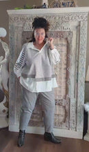 Load and play video in Gallery viewer, Oversize Tunika High Fashion bis Gr 62