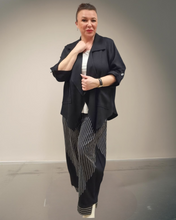 Load image into Gallery viewer, Maxlive Jacke Überwurf Größe 42 bis 58