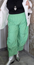 Load image into Gallery viewer, CN-G Stepp Ballonhose in Grün & 3 Größen bis Gr 60