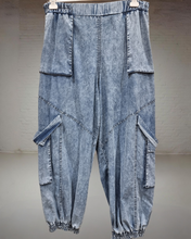 Load image into Gallery viewer, Maxlive Jeanshose mit Wow Effekt Größe 36 bis 48