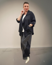 Load image into Gallery viewer, Maxlive Jacke Überwurf Größe 42 bis 58