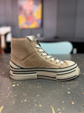 Load image into Gallery viewer, Rebecca White Sneaker Suede Beige mit Leo bis Gr 44