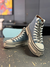 Load image into Gallery viewer, Rebecca White Sneaker Suede Jeans mit Leo bis Gr 41