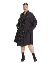 Load image into Gallery viewer, H4 Kleid mit Schnürung Größe 40 bis 60