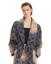 Load image into Gallery viewer, H4 Jeansjacke kurz Gr 36 bis 60 mit erhabener Haptik und Mini Fransen