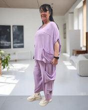 Load image into Gallery viewer, Maxlive Set mit Oversize Tunika und Anfänger Bhaggy Größe 38 bis 54 in Flieder