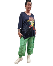 Lade das Bild in den Galerie-Viewer, ML Tunika mit Gesicht und farblichen Effekten in Marine